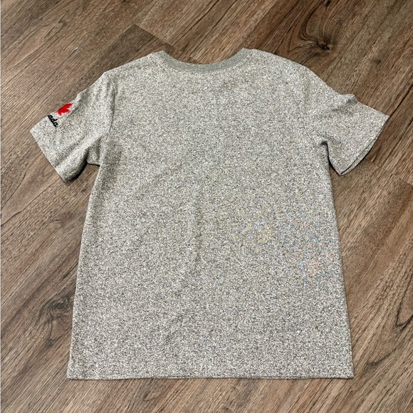 Canadiana Gray and Red Kids T-Shirt - Picture 2 of 5